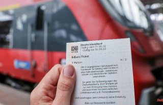 50 trains roll extra: Bahn expands offer after rush...