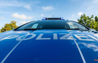 Mecklenburg-Western Pomerania: police officers as...