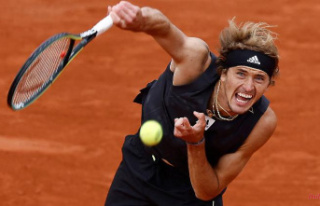 Round of 16 victory at the French Open: Zverev wins...