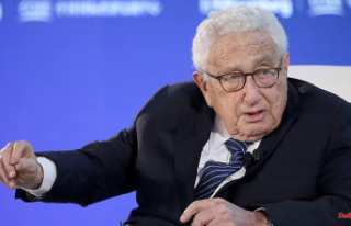 Kissinger: China's major concern: "Interests...
