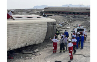 Accident. At least 17 people are killed in a train...