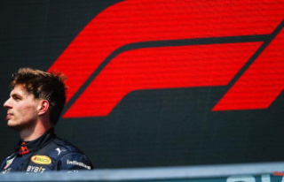 Hamilton receives a lot of encouragement: Verstappen,...