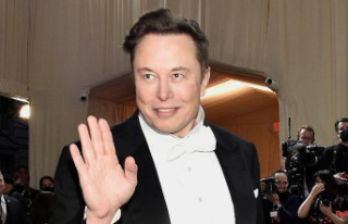 Hiring freeze at Tesla: Elon Musk cuts every tenth...