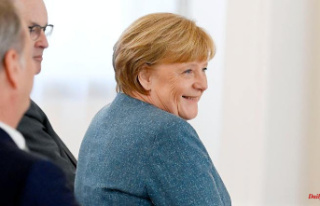 Eagerly awaited appearance: Merkel returns to the...