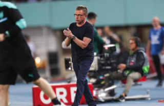 Mishaps on home debut: The mysterious hole in Rangnick's...
