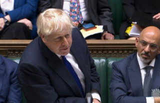UK. Boris Johnson, despite his defections, wants to...