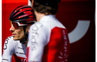 Tour de France. Cedric Vasseur: No one wears the mask...