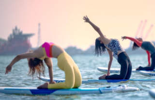 Yoga and SUP - a perfect combination
