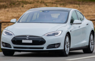 Battery too big: customer confused: Tesla limits the...
