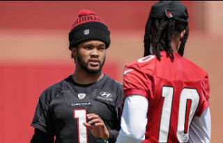 Larry Fitzgerald: Kyler can be the Cardinals'...