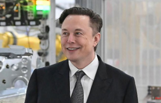 Lawsuit after failed deal: Twitter: Musk is delaying...