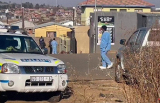 South Africa: 15 people are killed in a Soweto township...