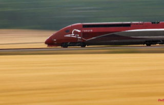 Thousands of passengers stranded: Thalys collides...