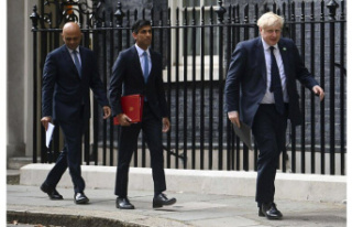 UK. Two resignations from Boris Johnson's government