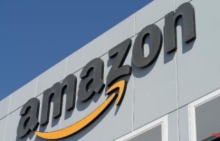 Dow Jones closes in positive territory: Amazon and...