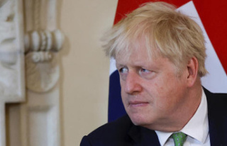Boris Johnson fights for his position after two resignations...