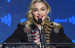 Pop singer: Madonna refuses to sell music rights