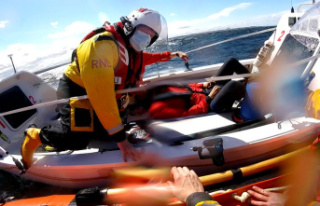 Dunbar: Unconscious rower rescue from an ocean boat