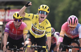Tour de France Women: the yellow jersey Marianne Vos...