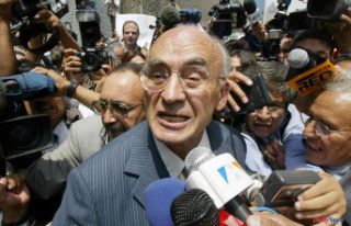 Ex-president Echeverria, prosecuted for the "dirty...
