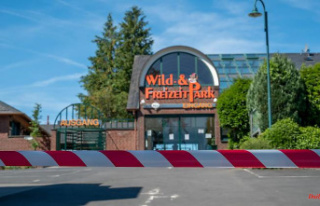 Police investigate: amusement park remains closed...