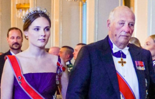 Condition "stable": Norway's King Harald...