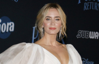 "A Colt for all cases": Emily Blunt is part...