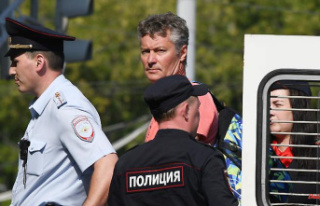 Investigations continue: Kremlin critic Roisman is...