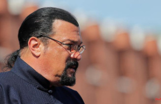 Putin's friend from the USA: Steven Seagal visits...