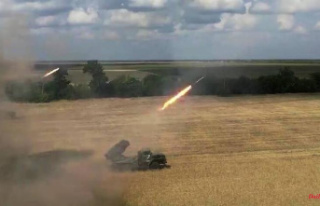 The day of the war at a glance: Russians storm positions...