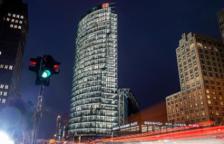 Lights off in the corporate high-rise: Bahn decrees...