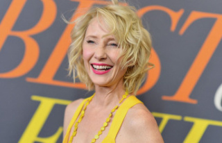 Friends pray for recovery: Anne Heche apparently in...