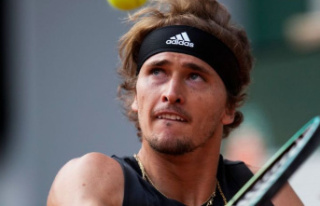Olympic champion: Zverev back on the tennis court...