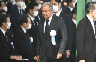 Guterres in Hiroshima: "Humanity is playing with...