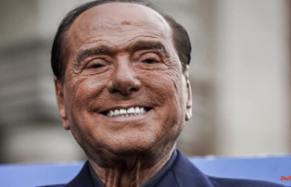 Berlusconi causes outrage: Italy's right wants...