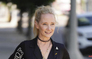 After a serious car accident: Anne Heche is in "stable...