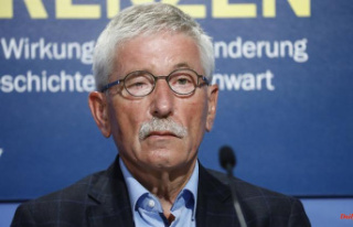 He had to go, not Schröder: Sarrazin accuses SPD...