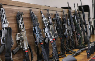 Better equipped than the police: Arms boom in Brazil...