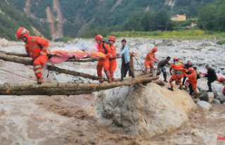 16 still missing in Sichuan: death toll after earthquake...