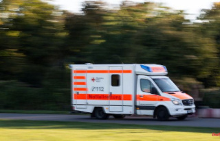 Baden-Württemberg: ambulance collides with a car...