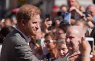 "Full of great people": Prince Harry makes...