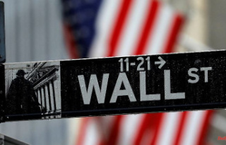 Dow Jones at annual low: Wall Street continues to...