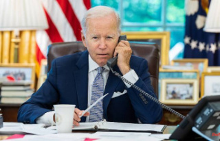 White House backtracks: Biden: Would defend Taiwan...