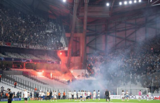 UEFA investigates after riots: Injured Eintracht fan...