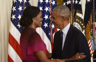 "Won the lottery": Barack and Michelle Obama...