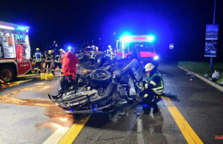 Baden-Württemberg: the car rolls over - the driver...
