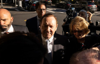 Plaintiff wants $40 million: Spacey faces harassment...