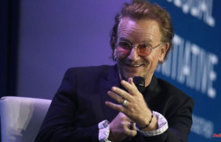 Eight-hour operation: U2 singer Bono reports on severe...