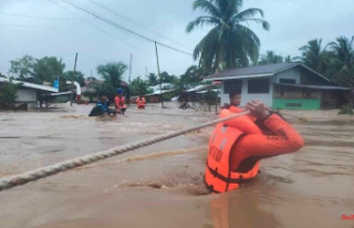 More than a hundred feared dead: tropical storm buries...