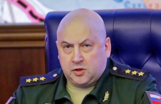 Especially around Cherson: Russian Ukraine commander:...
